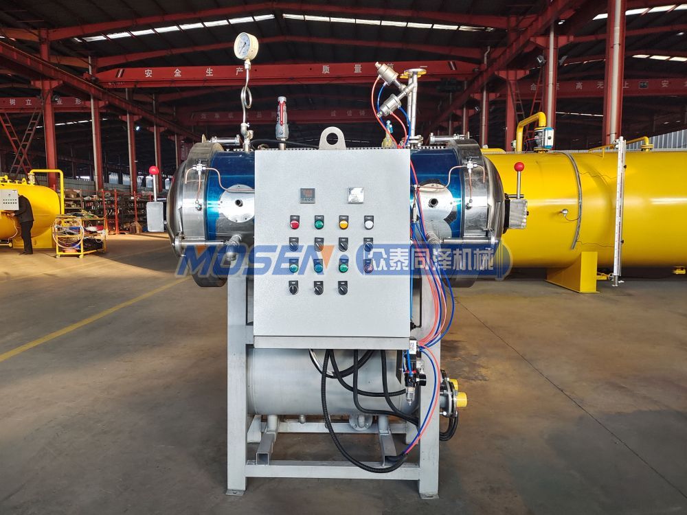 <b>小型試驗(yàn)雙開門電蒸汽殺菌鍋</b>