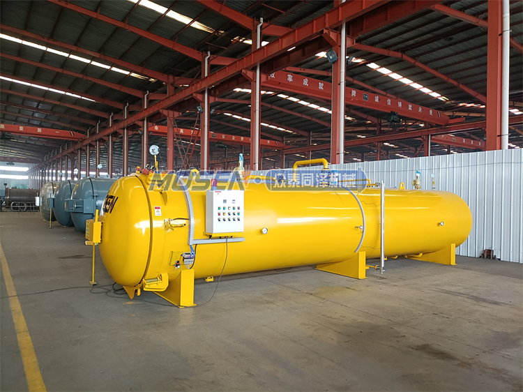 DN1580木材防腐罐真空浸漬設(shè)備