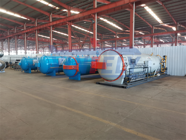 <b>熱壓罐整體共固化成型技術(shù)</b>