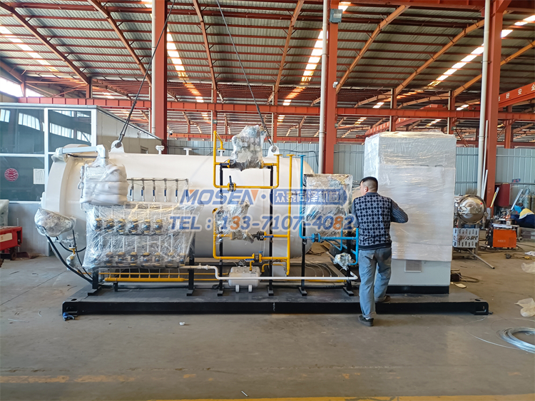 復(fù)合材料無人機熱壓罐